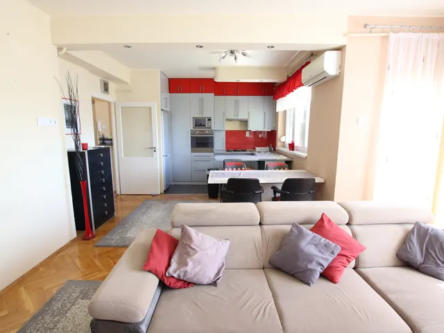 Eladó lakás Debrecen, Nagyerdő 56 nm