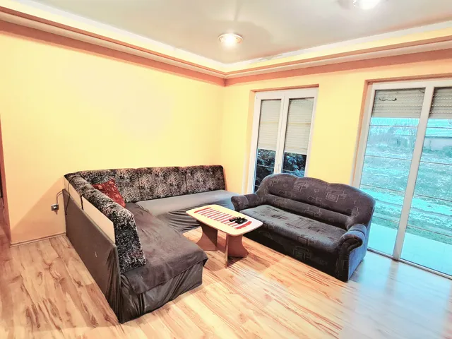 Eladó ház Aba 244 nm