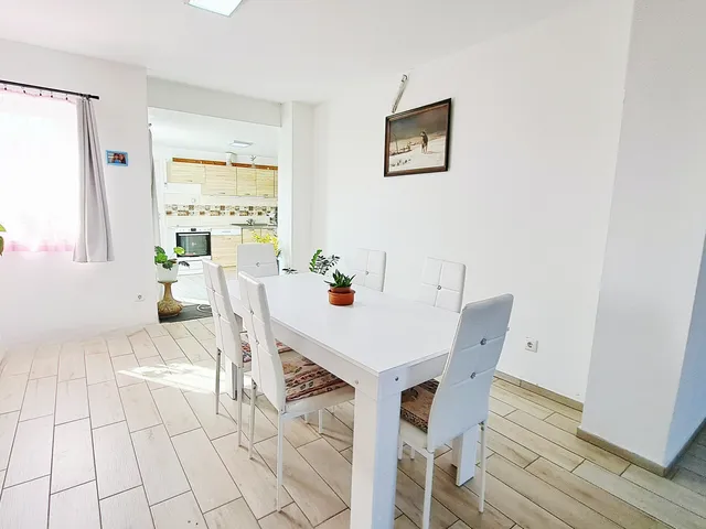 Eladó ház Pusztaszabolcs 83 nm