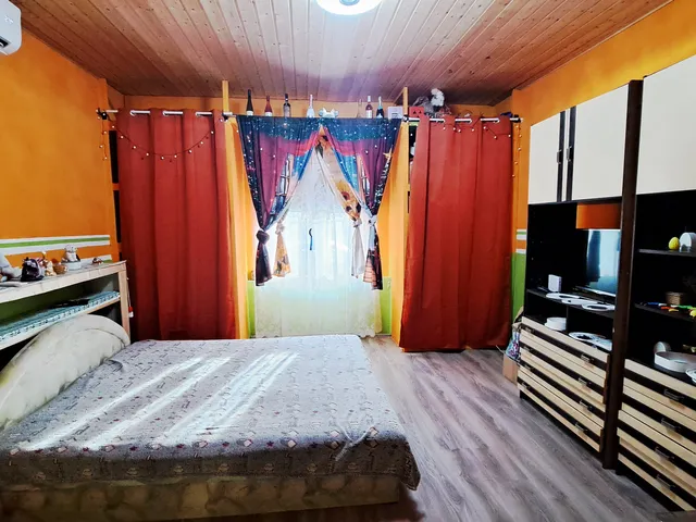 Eladó ház Sárkeresztúr 71 nm