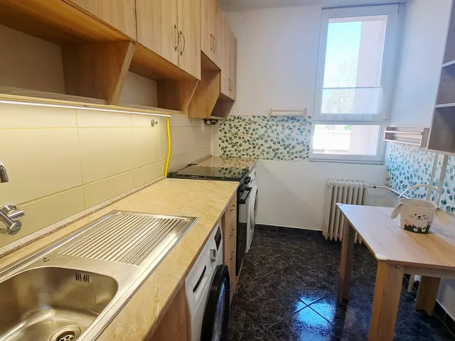 Eladó lakás Székesfehérvár, Búrtelep 54 nm