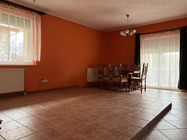 Eladó ház Tököl 143 nm