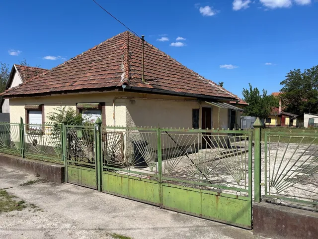 Eladó ház Tököl 93 nm