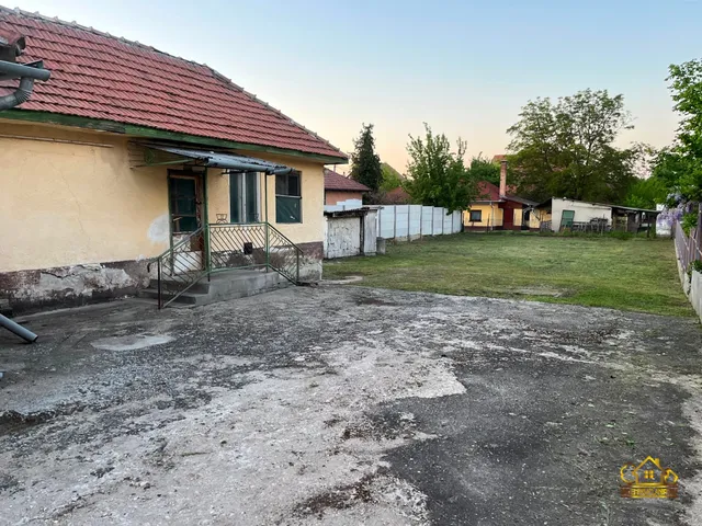 Eladó ház Tököl 93 nm
