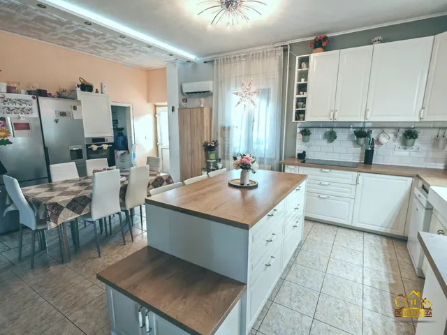 Eladó ház Dunavarsány 275 nm