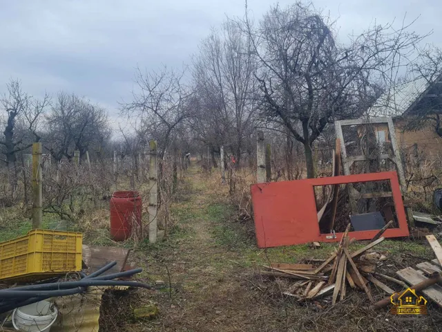 Eladó mezőgazdasági ingatlan Budapest XXI. kerület, Háros 1360 nm