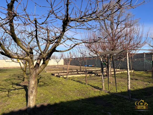 Eladó telek Szigetszentmiklós 3240 nm