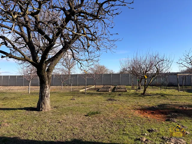 Eladó telek Szigetszentmiklós 3240 nm