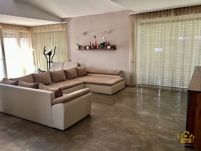 Eladó lakás Szigetszentmiklós 133 nm