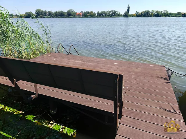 Eladó nyaraló Szigetbecse 66 nm