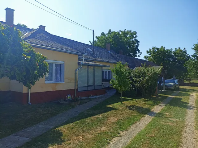 Eladó ház Kutas 85 nm