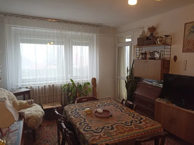 Eladó lakás Kaposvár, Tüskevár 60 nm