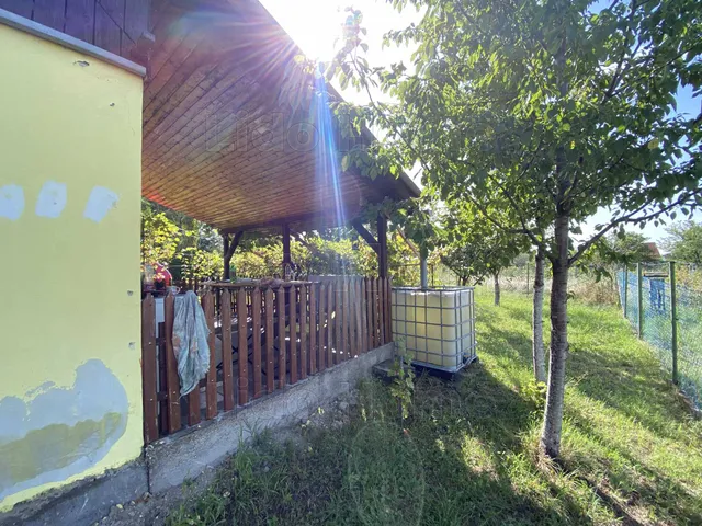 Eladó mezőgazdasági ingatlan Balatonfőkajár 40 nm