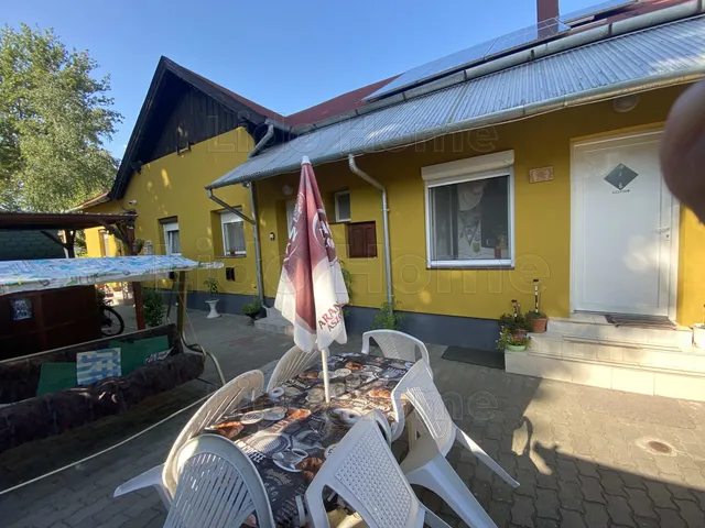 Eladó kereskedelmi és ipari ingatlan Siófok 140 nm