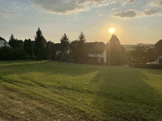 Eladó telek Tamási 442 nm
