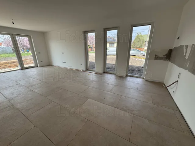 Eladó lakás Lepsény 90 nm