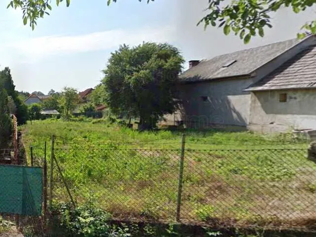 Eladó telek Balatonkenese 771 nm