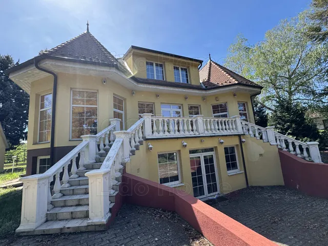 Eladó ház Siófok, Fokihegy 300 nm