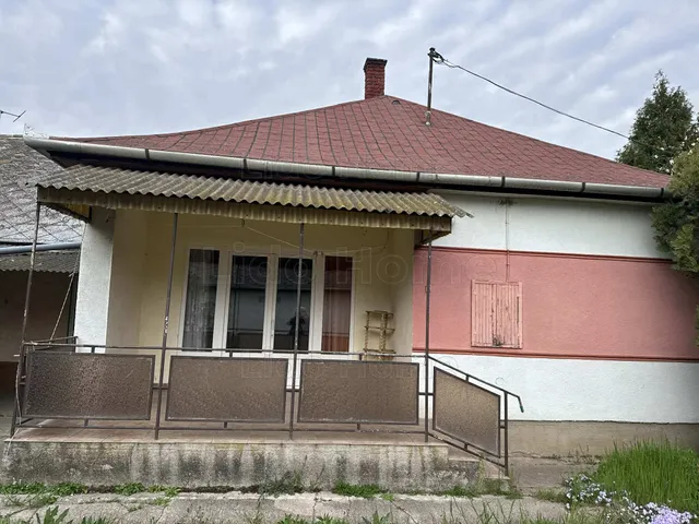 Eladó ház Mezőszentgyörgy 83 nm