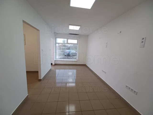 Kiadó kereskedelmi és ipari ingatlan Ságvár 27 nm