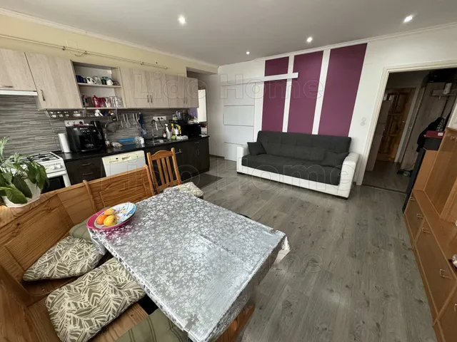 Eladó lakás Siófok, Belváros 96 nm