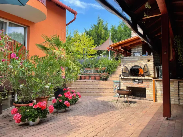 Eladó ház Paloznak 254 nm