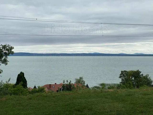 Eladó telek Balatonvilágos 1386 nm