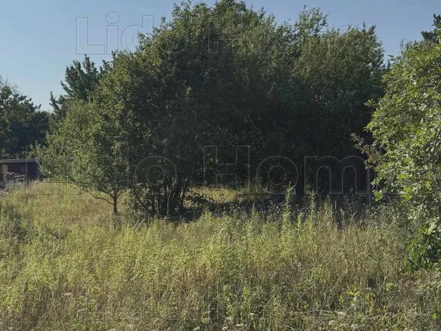 Eladó telek Balatonkenese 725 nm