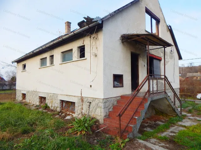 Eladó ház Döbrököz 183 nm