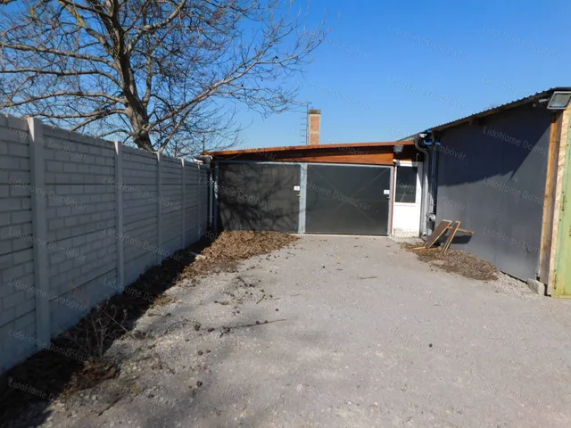 Eladó kereskedelmi és ipari ingatlan Dombóvár, Újdombóvár 60 nm