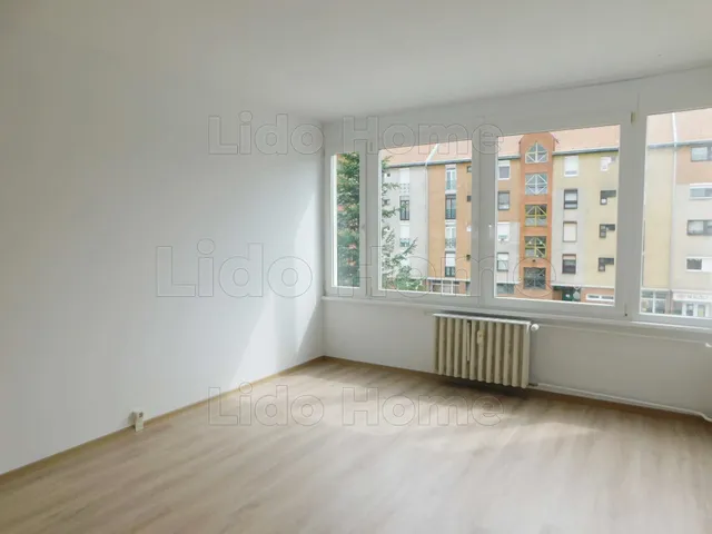Eladó lakás Dombóvár 73 nm