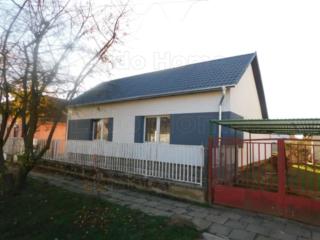 Eladó ház Dombóvár, Újdombóvár 88 nm