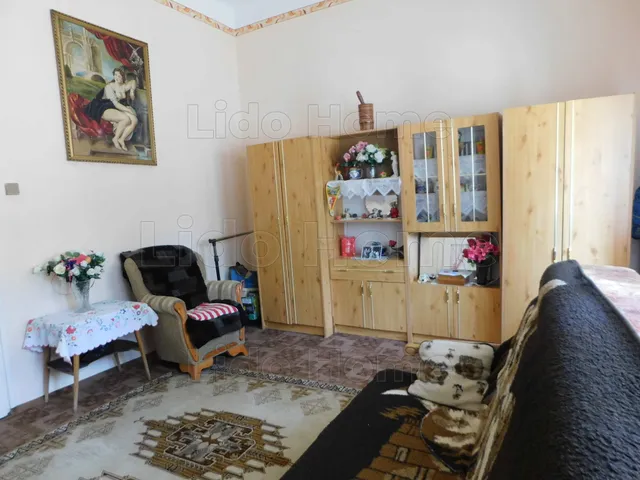 Eladó lakás Dombóvár 60 nm