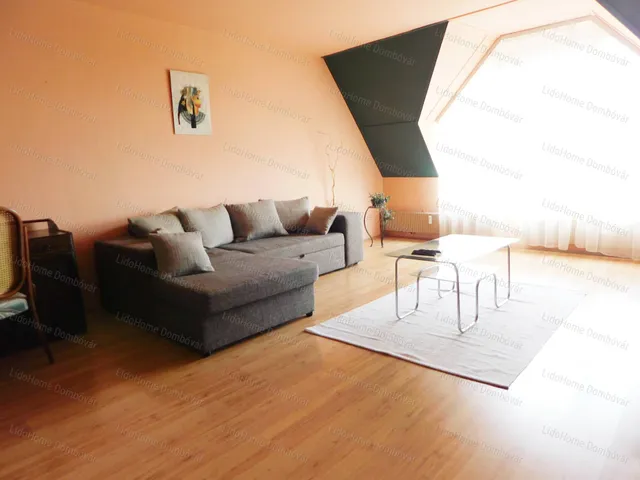 Kiadó lakás Dombóvár 72 nm