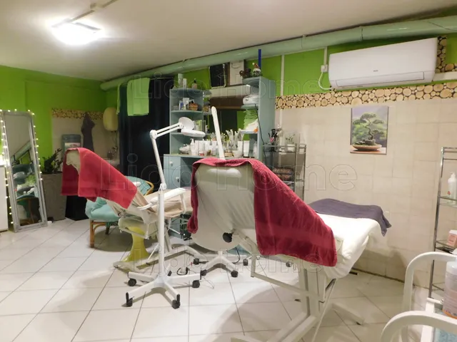 Eladó kereskedelmi és ipari ingatlan Dombóvár 20 nm