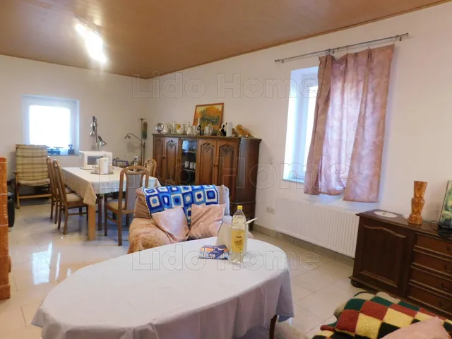 Eladó ház Magyarszék 230 nm