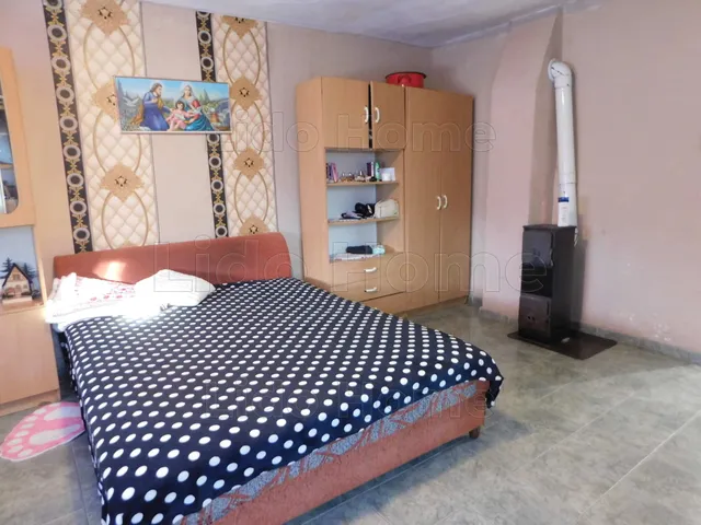 Eladó ház Nak 57 nm