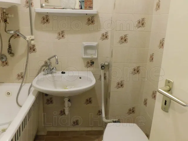 Eladó üdülő és hétvégi ház Dombóvár, Gunarasfürdő 32 nm