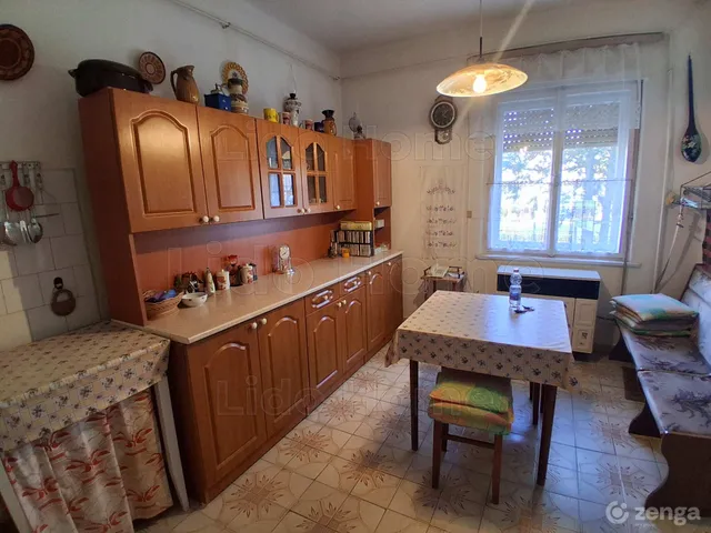 Eladó ház Dombóvár, Szuhajdomb 70 nm
