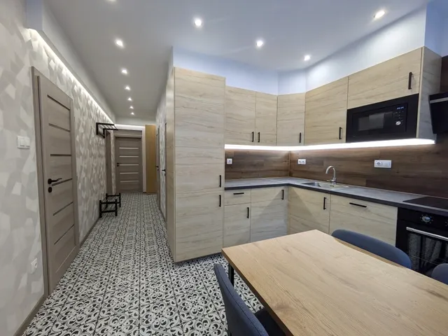 Kiadó lakás Debrecen, Nagyerdő 72 nm