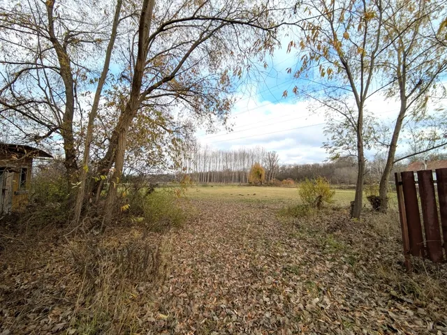 Eladó telek Debrecen 3317 nm