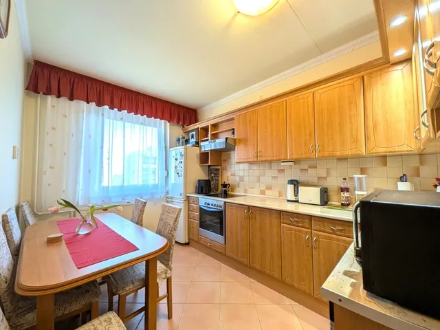 Eladó lakás Debrecen, Tócóskert 61 nm