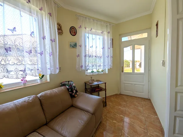 Eladó ház Debrecen, Veres Péter-kert 181 nm
