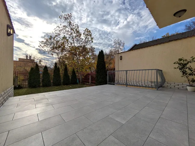 Eladó ház Debrecen, Nagyerdőalja 210 nm