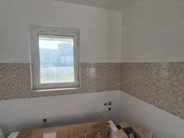 Eladó lakás Sopron, Aranyhegy 42 nm