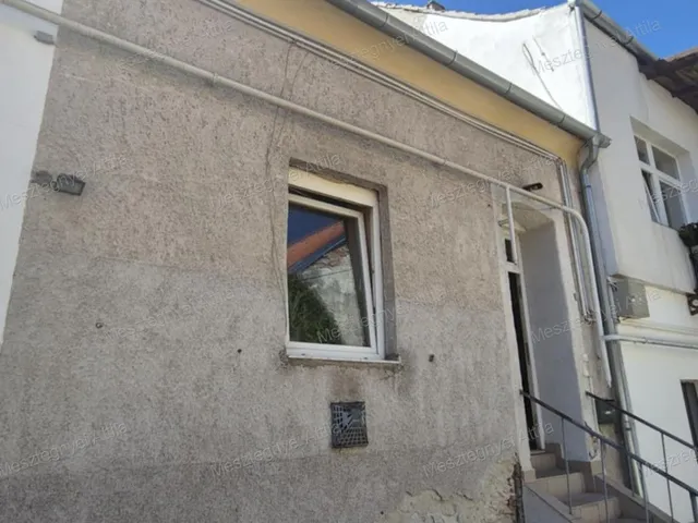 Eladó lakás Sopron, Belváros 25 nm