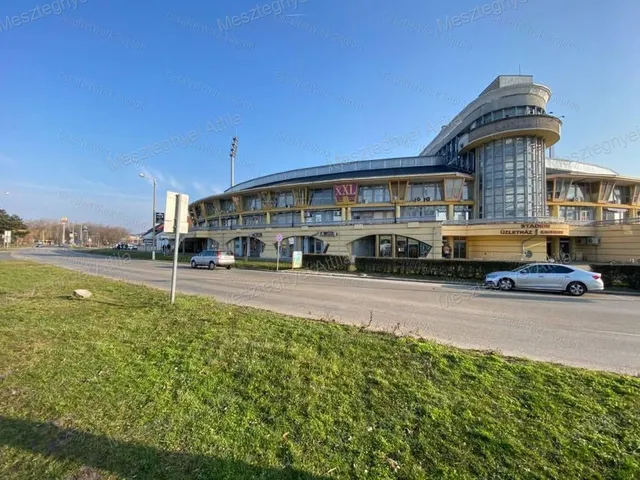 Eladó kereskedelmi és ipari ingatlan Sopron, Belváros külső 27 nm