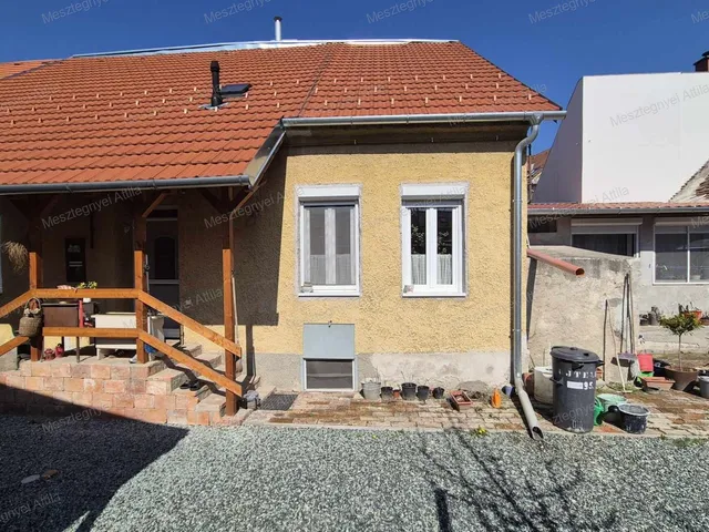 Eladó ház Sopron, Belváros külső 100 nm