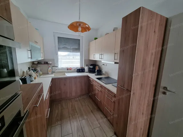 Eladó ház Levél 80 nm