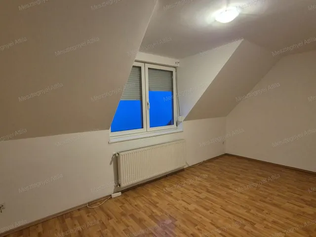 Eladó lakás Sopron, Aranyhegy 53 nm